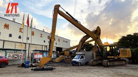 Escavatore Long Reach Boom e bastone 	peso operativo 23100kgs