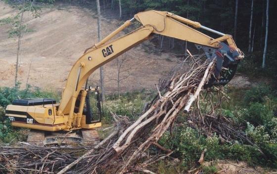 Costruzione della strada aziendale di silvicoltura di Brush Rake In dell'escavatore NM360