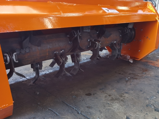 Apparecchio di scavo Agricoltura Apparecchio di 1,5 tonnellate Mower di pelli montato su scavo con Q355/NM400/HARDOX450