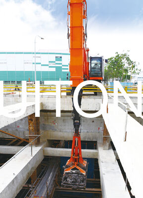 EXCAVATOR Boom telescopico a due fasi per PC200/CAT320 14m per le operazioni di demolizione/smontaggio verticale di grattacieli